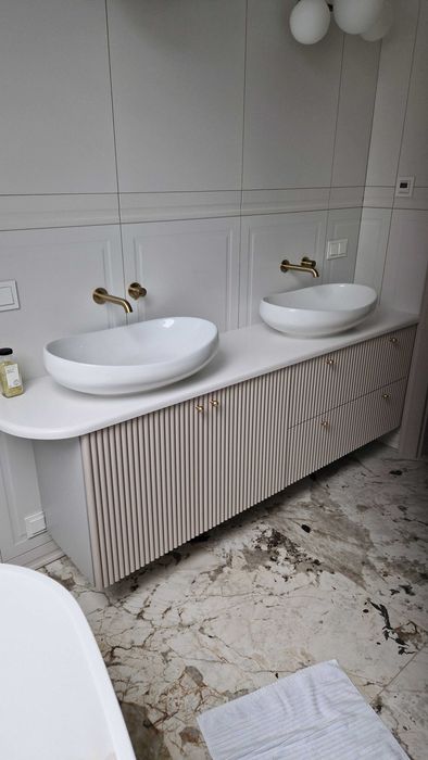 Meble kuchenne na wymiar. Meble drewniane stylowe mdf