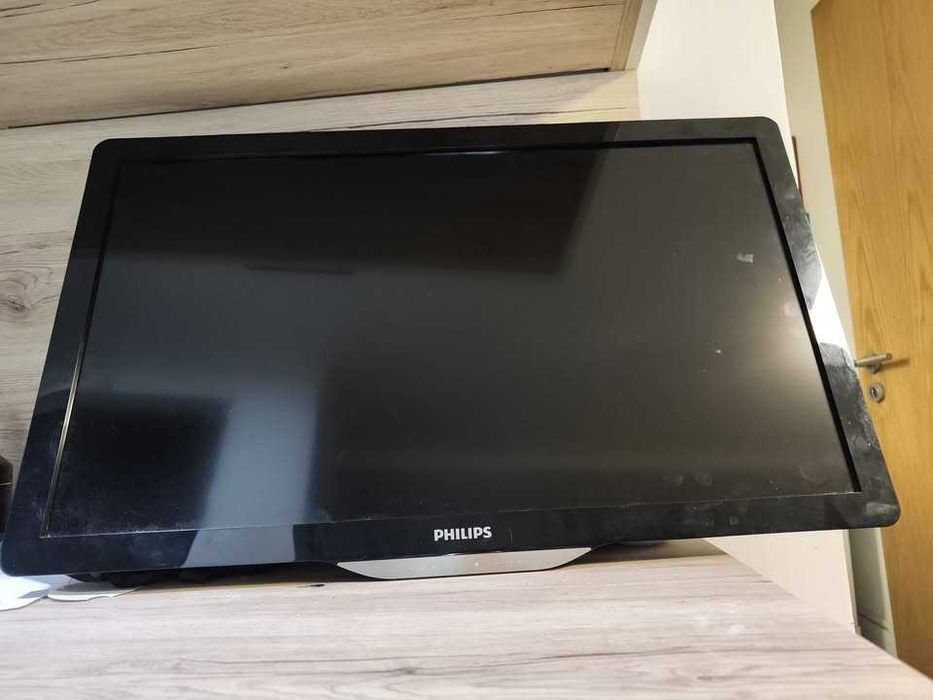 Tv Phillips C/avaria Ler anuncio