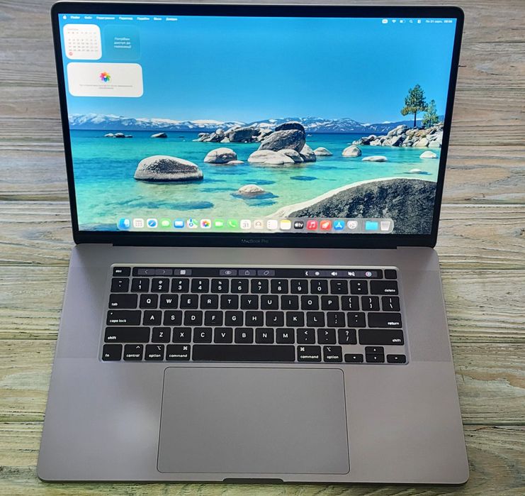 MacBook Pro 16 Mid 2019 i9 Space (MVVK2) / 500$ / emojiestore гарантия магазин