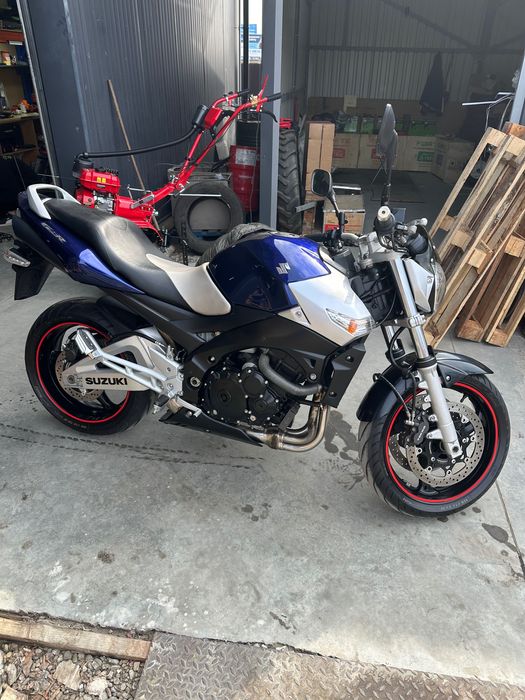 Продаж Suzuki GSR