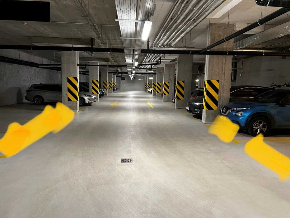 Miejsce parkingowe/Паркінг Місце/Parking Space - Skierniewicka 34A - Widok 2