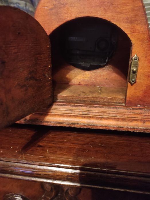 Relógio da Pórtico em madeira