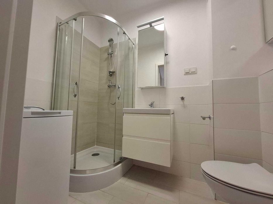 Plac Szembeka |zwierzaki ok |bez prowizji | WIFI w cenie| umowa od 6 m-cy | Rabat -50% na 1 m-c – další