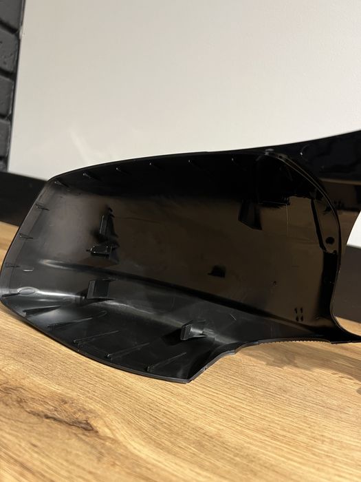 Накладки на дзеркала BMW F10 F11 кришки