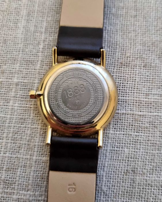 Продам жіночий годинник roamer