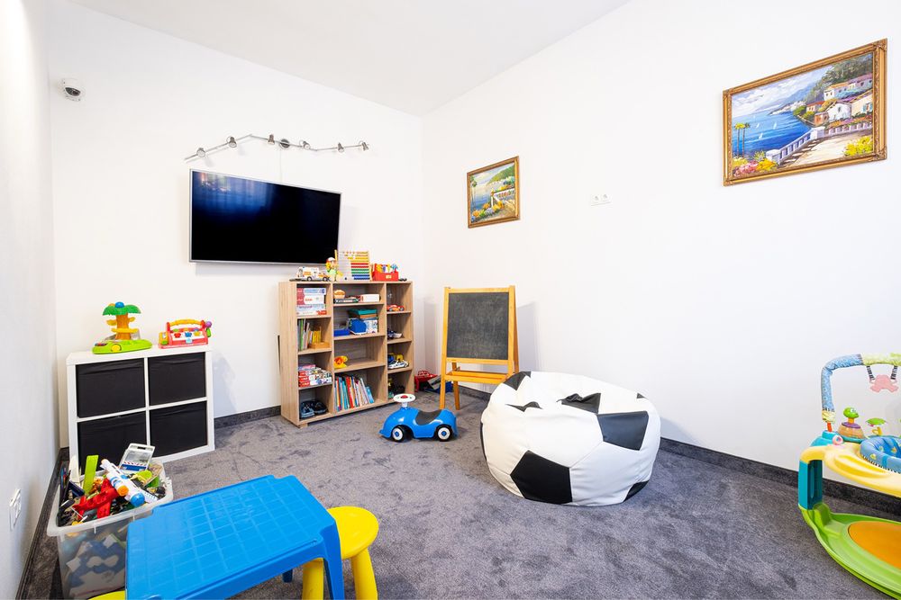 Łeba BLISKO MORZA- Pokoje, Apartamenty, Studia położony w lasku sosnowym!