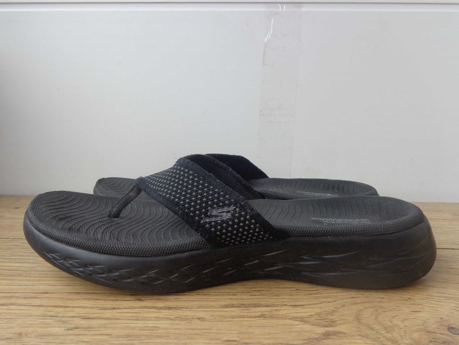 Шлепанцы, шлепки crocs skechers