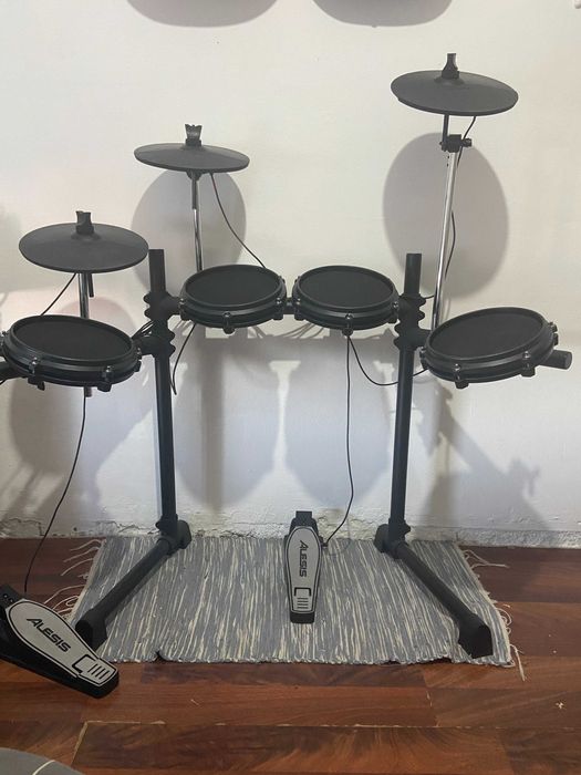 Bateria Eletrónica Alesis Turbo Mesh Kit