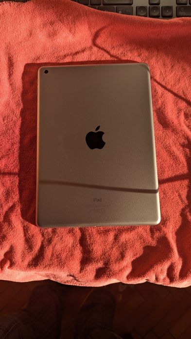 Ipad 6 iOS 17 32 GB