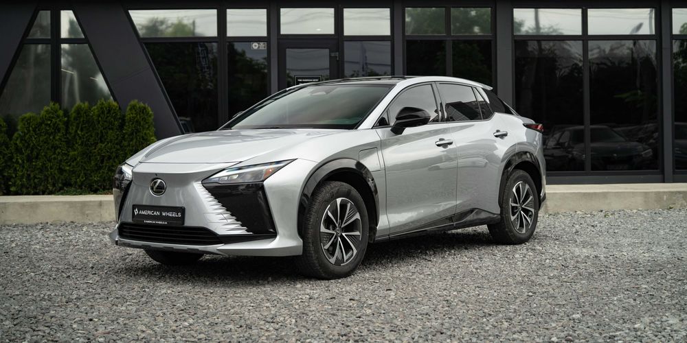 Продам LEXUS RZ 300e