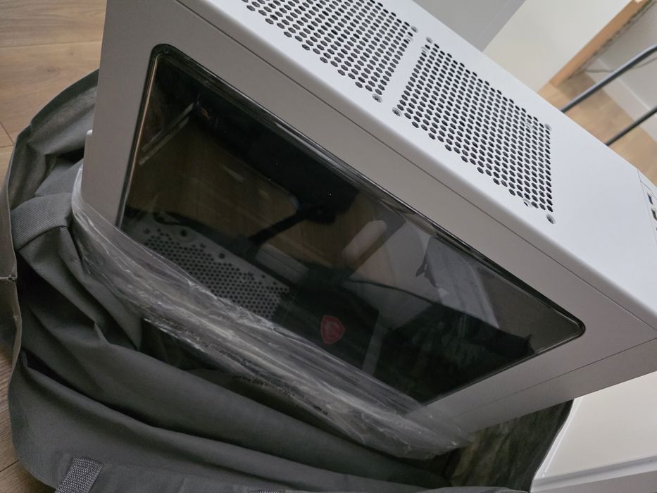 Caixa PC Focus G branca