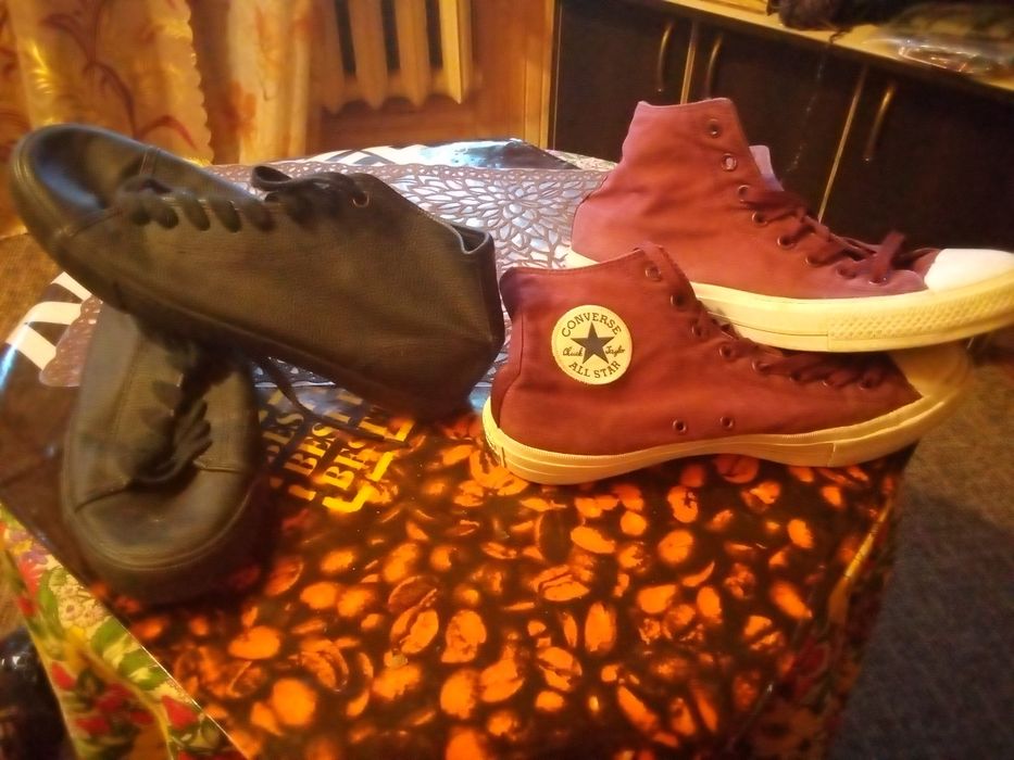 Продам чоловічі шльопанці 27 см ;     кросівки великого розміру 27;29;