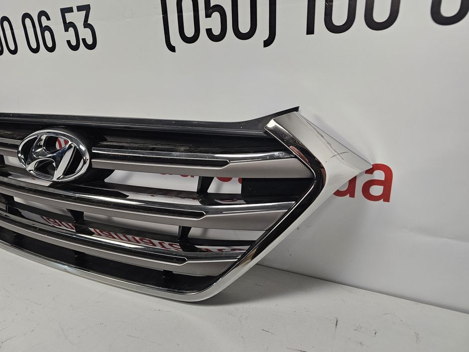 Решітка радіатора Hyundai Tucson 2015-2018 р.в. стан нової.
