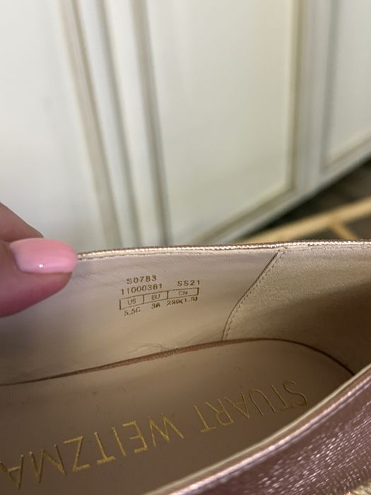 Взуття STUART WEITZMAN оригінал 36