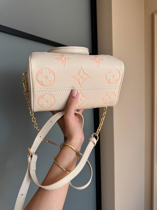 Louis Vuitton Speedy Bandoulière 20 Ivory/Peach Monogram / сумочка