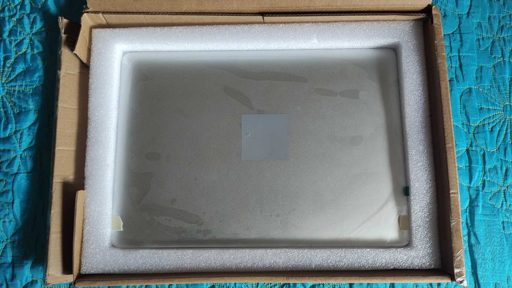 Apple MacBook Pro LCD Screen64750662776834123