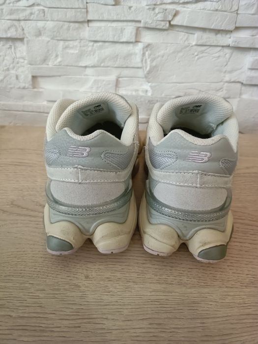 Oryginalne New Balance U9060GM 41.5 wkł.26cm.