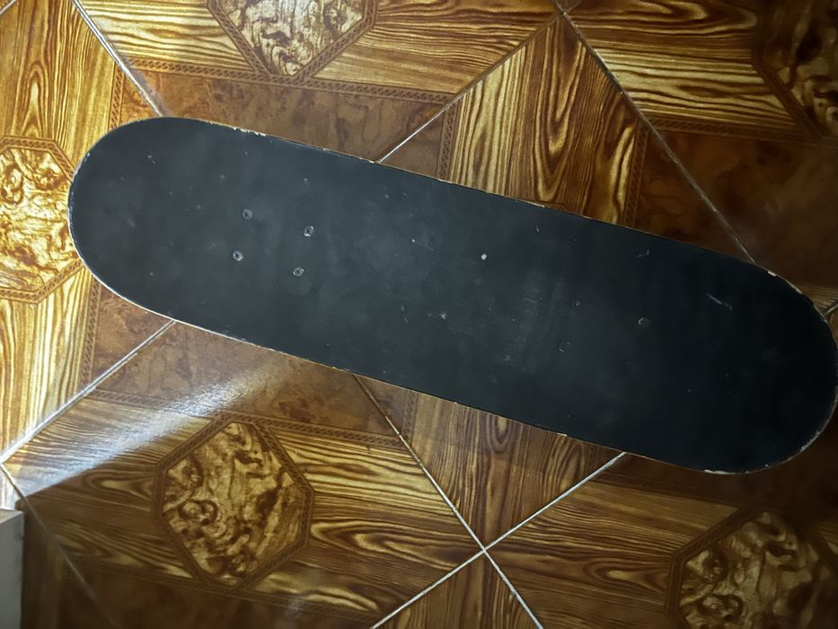 Skate como novo bom pras crianças