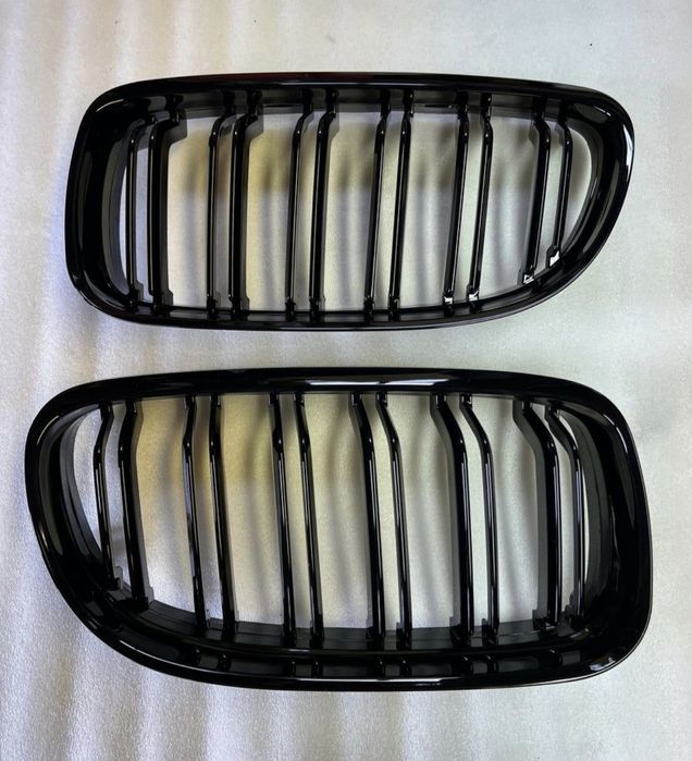 BMW Nerki Atrapy Przedniego Grilla E90 E91 Przedlfit Czarny Połysk