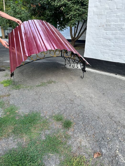 Продам кований дашок