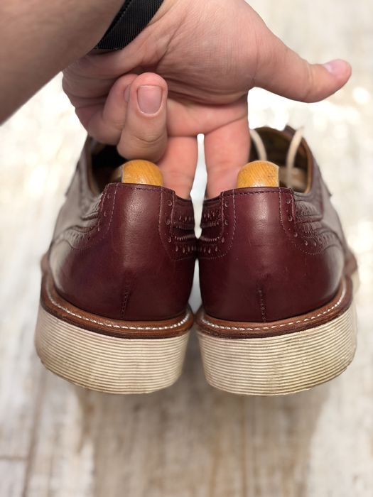Чоловічі шкіряні туфлі броги Dr. Martens Carrington (Оригінал, 43 розмір)
