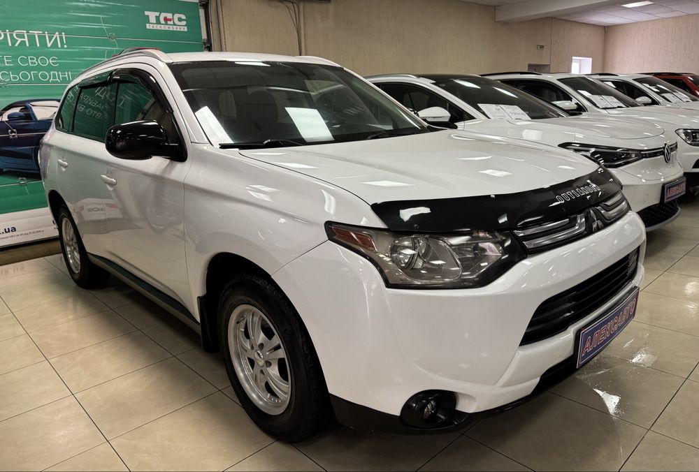 Mitsubishi Outlander 2.4 MIVEC 16V АКПП 2013 р.в. (166 к.с.)