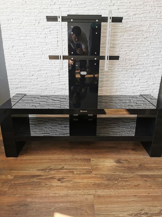 Stolik pod TV Hubertus Davos Premium