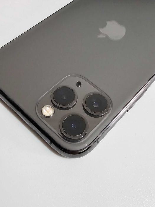 Iphone 11Pro 256gb. 77% Bateria.  Tudo de origem. Excelente