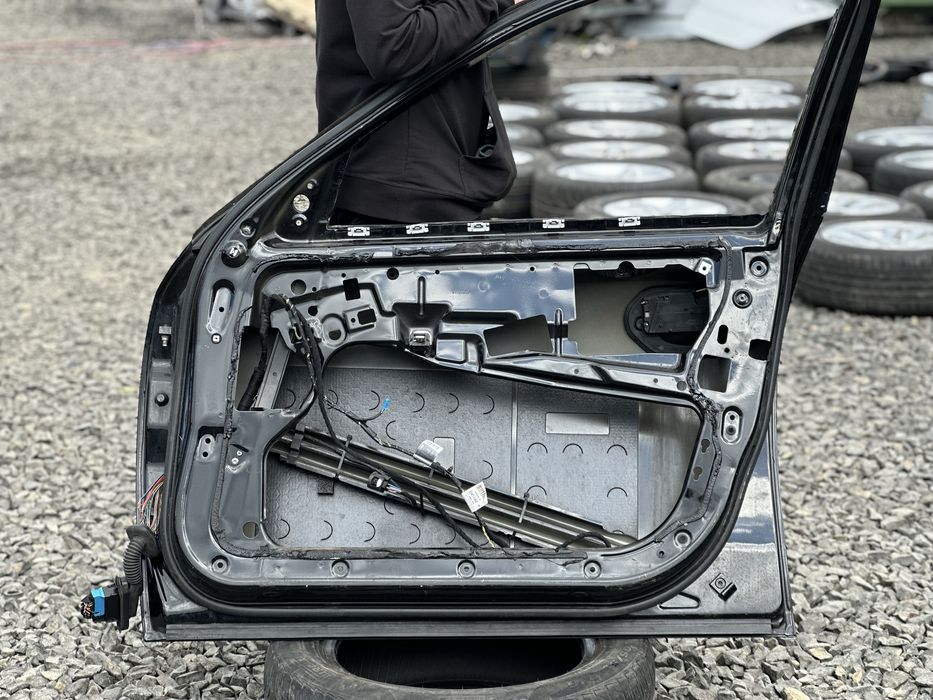Дверка БМВ Е60 Передня Права Синя Дверка BMW E61 Orient Blau 317 Дверь БМВ