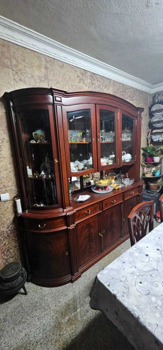 Cristaleira madeira maciça