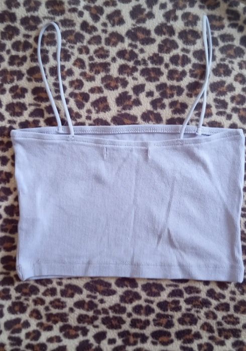 Crop top na ramiączkach