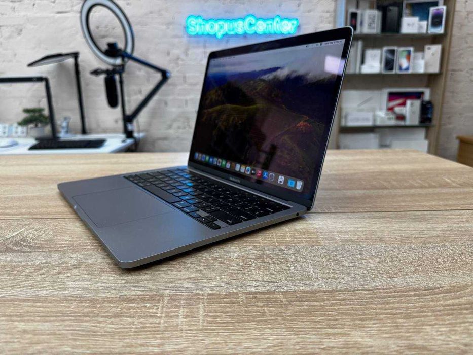 Ноутбук Apple MacBook Pro 13 M1 256ssd Як Новий