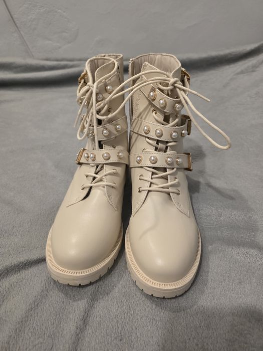Botki, buty za kostkę