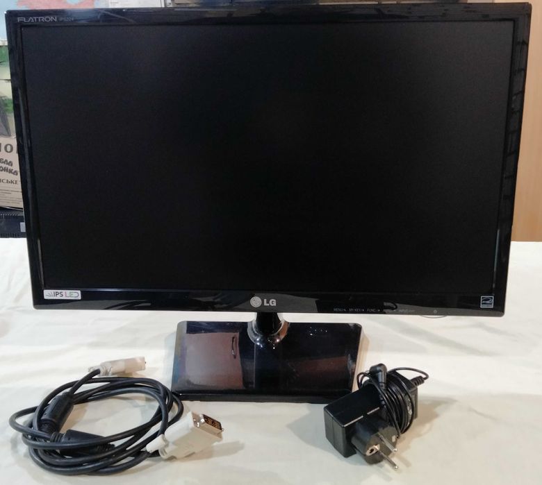 Монітор  LG IPS224T