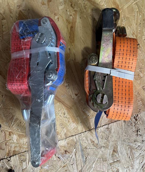 Стяжной ремень новый