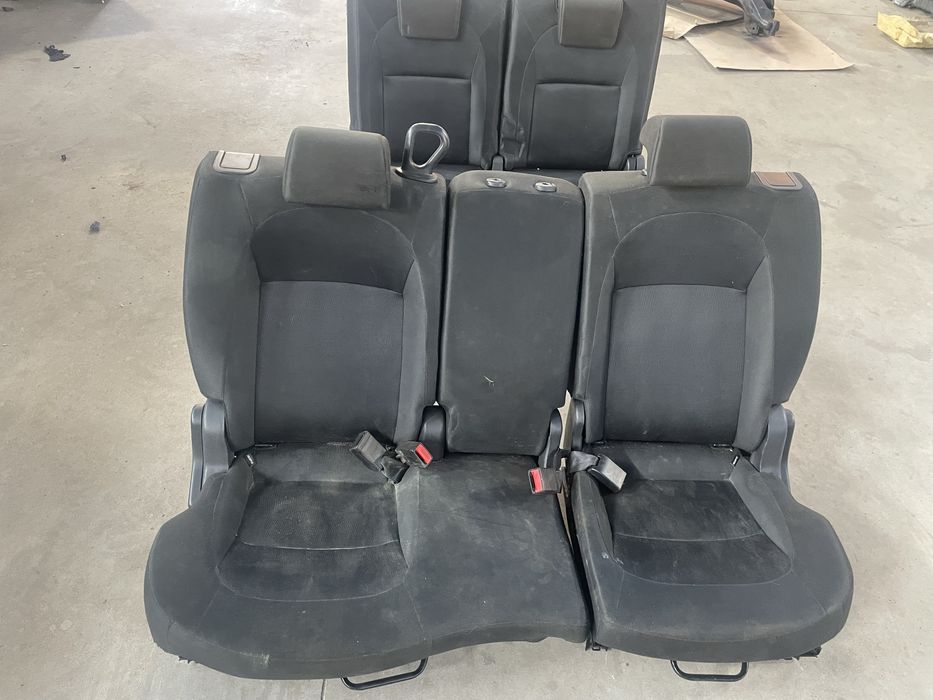 Сидіння Nissan Qashqai j10+2 другий третій ряд сідушки Кашкай +2