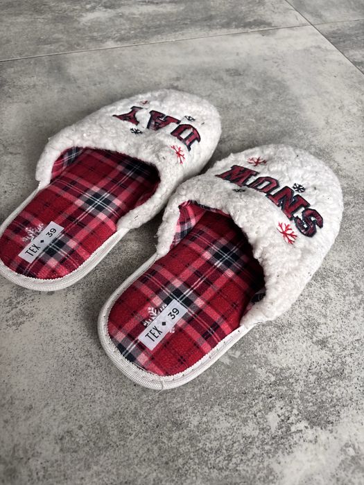 Klapki / papcie / kapcie zimowe świateczne