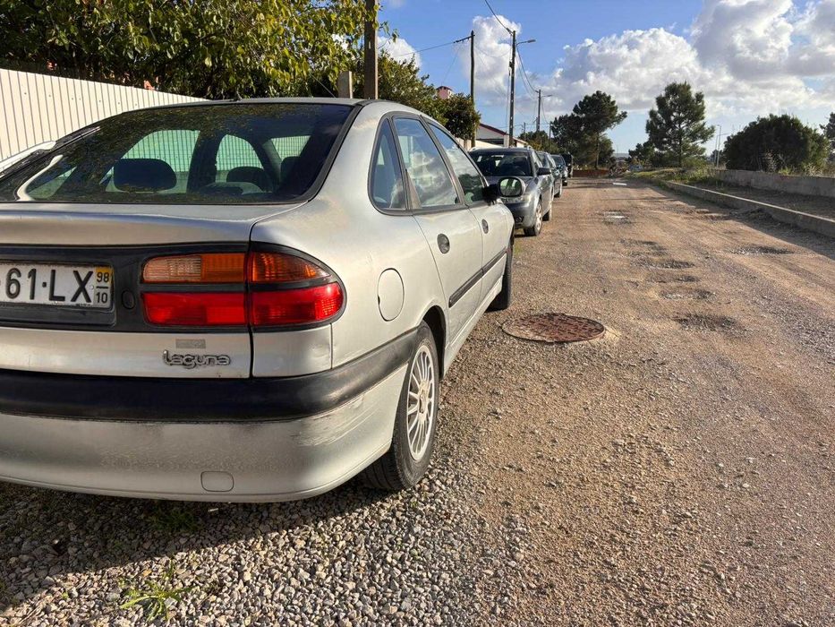 Renault Laguna 1600 Gasolina — photo 4