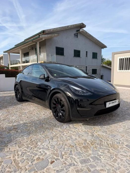 Tesla Model Y Performance Tração Integral