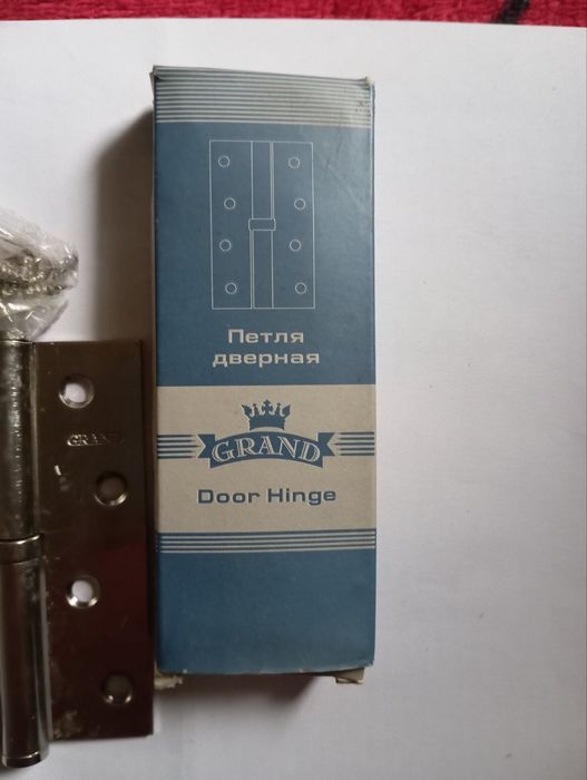 Петли дверные матово хромовые