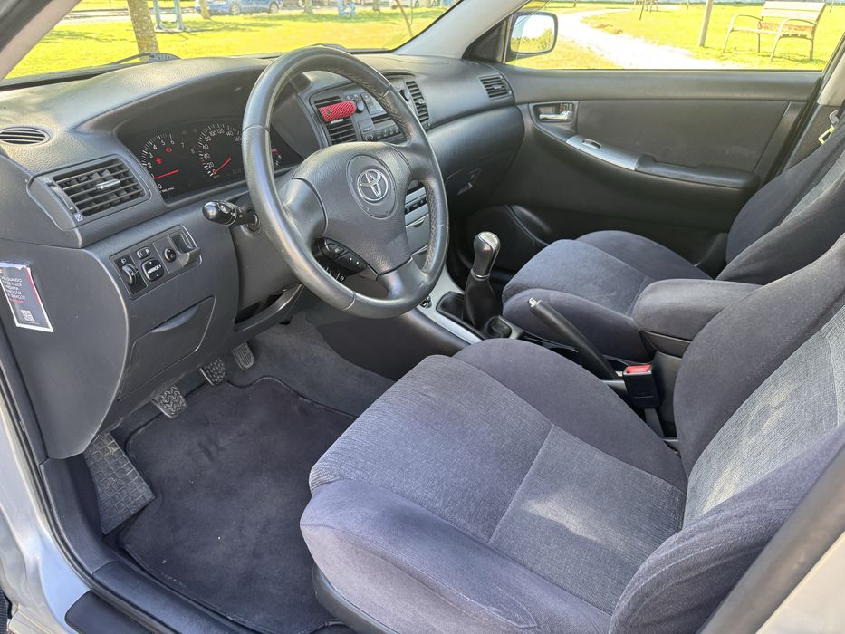Toyota Corolla SW 1.4 VVT-i - Nacional - 18 Meses de Garantia