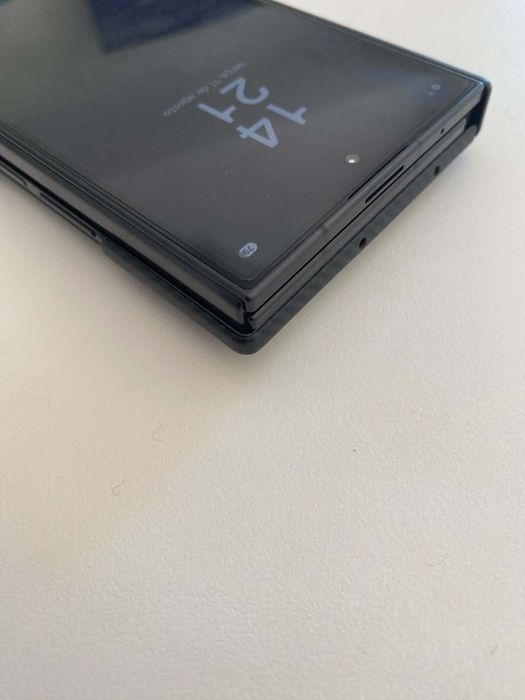 Troco/Vendo Samsung TriFold 16GB/512GB como Novo