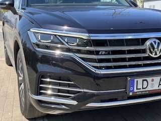 Volkswagen TOUAREG 3,0 л TDI 286 к.с. Rline 8-ступ. АКП