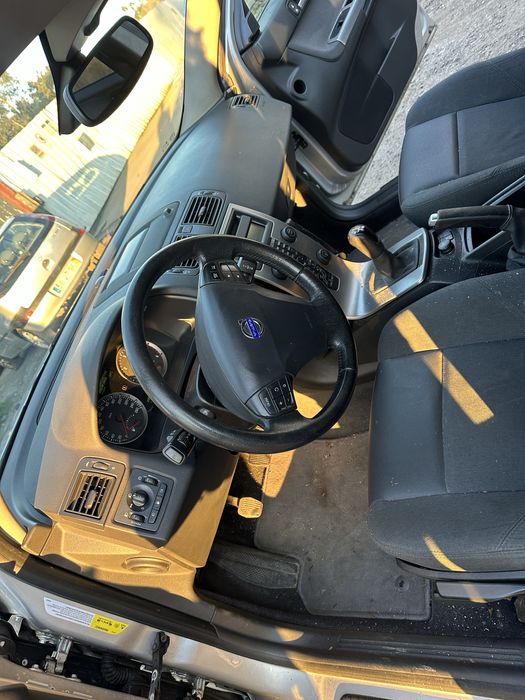 Para pecas volvo v50 2.0 136 cv