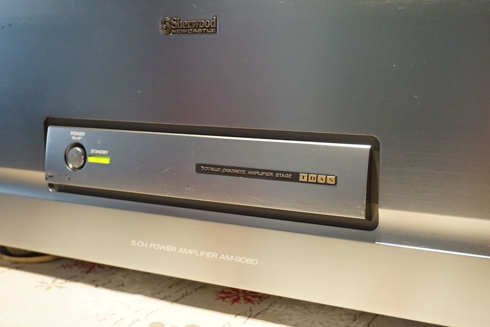 Sherwood AM 9080 pięcio kanałowa końcówka mocy