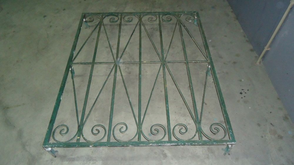 Grade em Ferro 120 cm x 100 cm