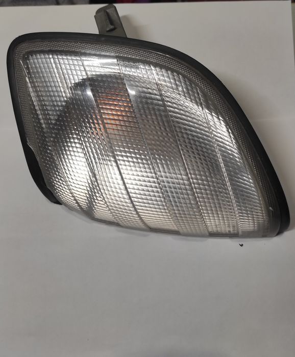 Фонар показника повороту  передній для Мерседес