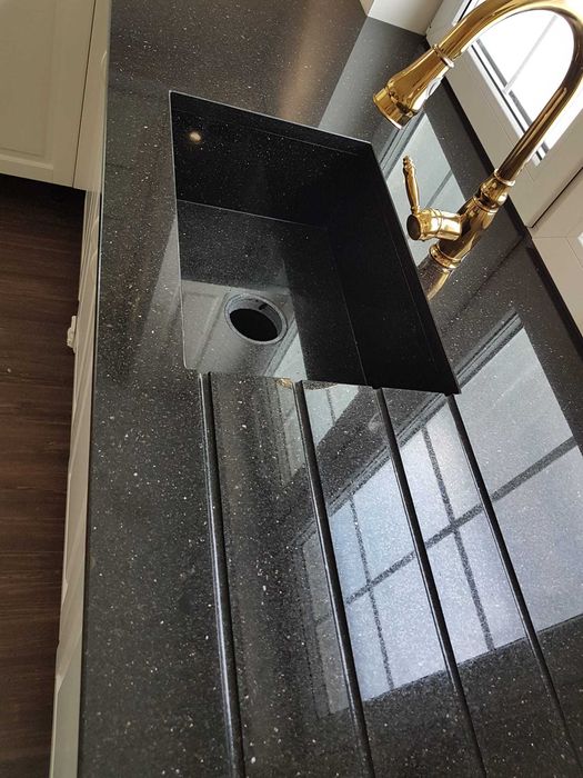 Kamieniarstwo, blaty granitowe, schody z kamienia,parapety,