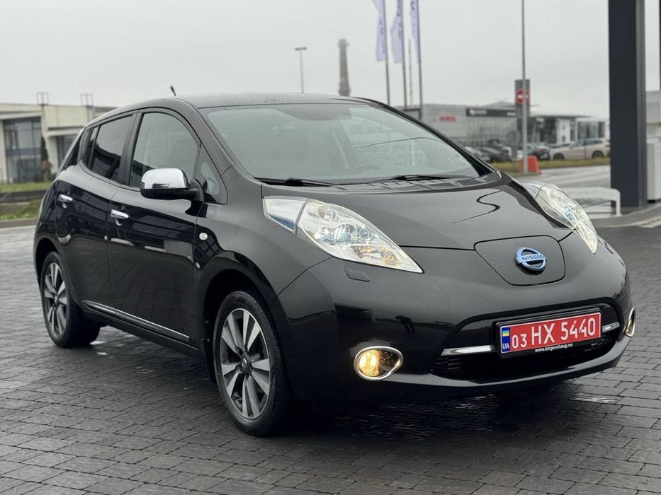 Nissan Leaf Tekna 24 kWh 11/12 Електро Авто