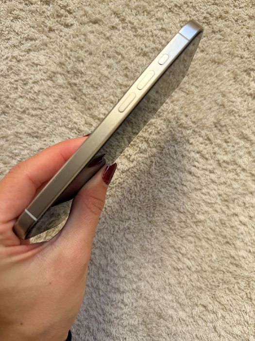Iphone 15 pro branco 250gb- Negociavel